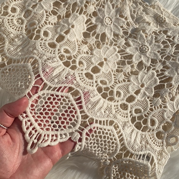 Garage crochet cropped tank top - Picture 2 of 4